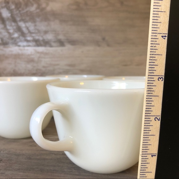 CLASSIC - Pyrex White Mugs Set of 4 - Picture 7 of 7